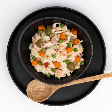 Ensaladilla rusa con pollo